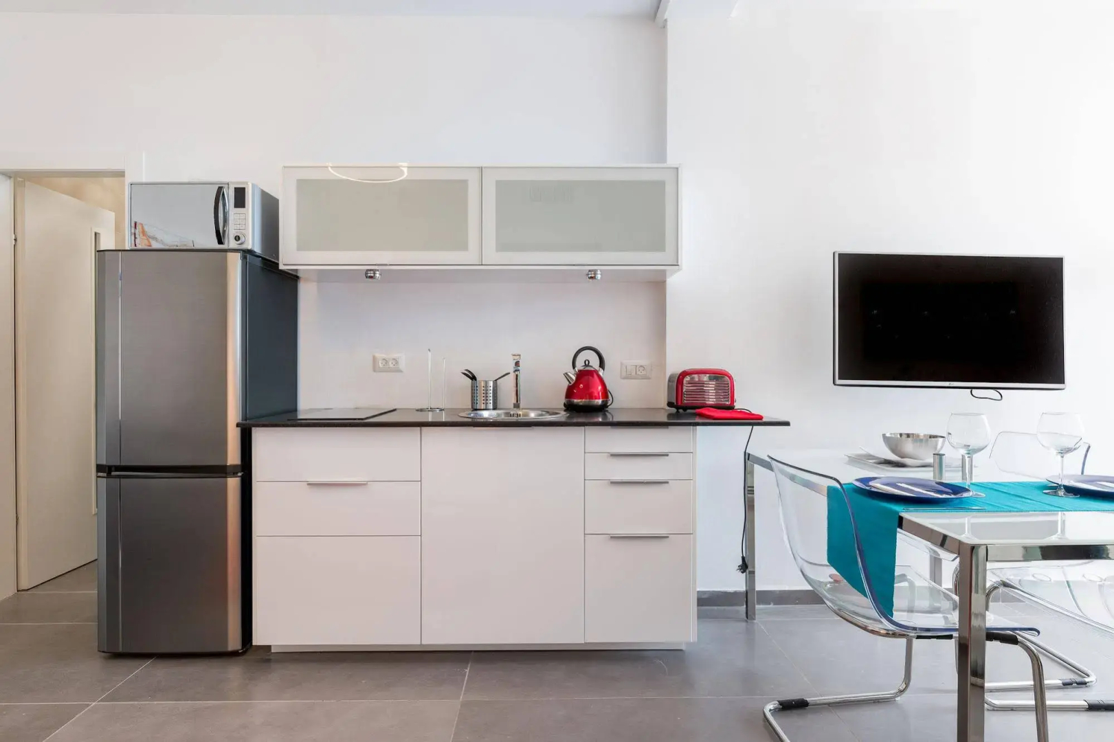 Yam Executive Suite