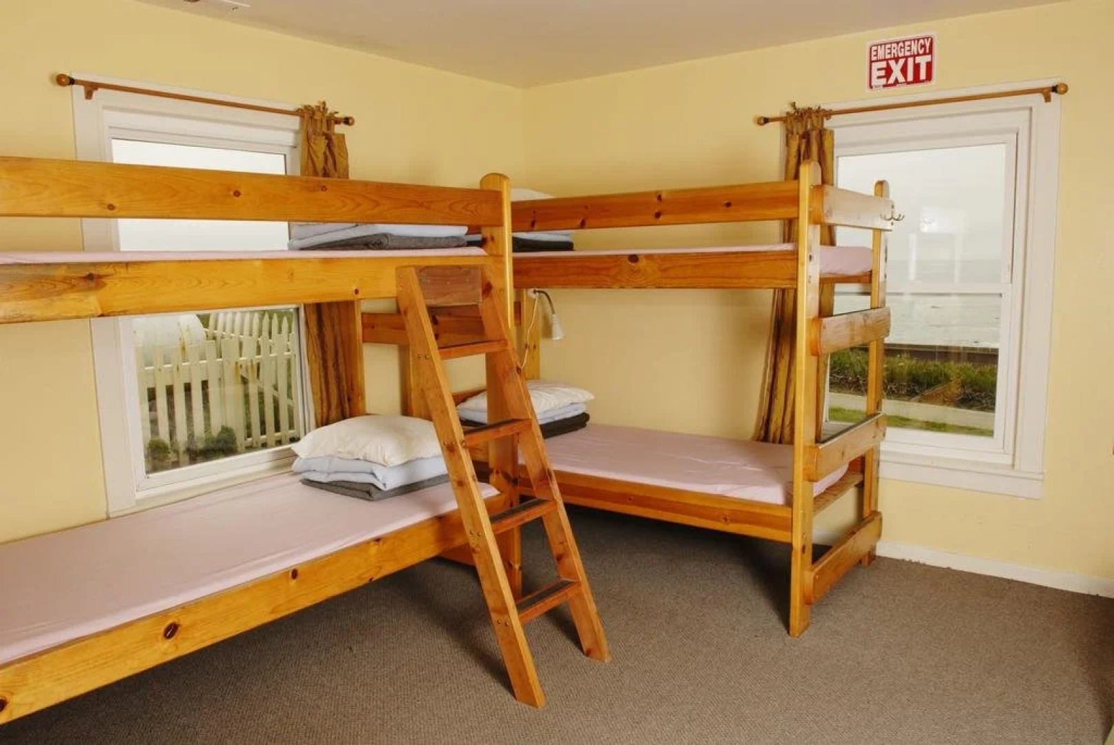 HI - Pigeon Point Lighthouse Hostel