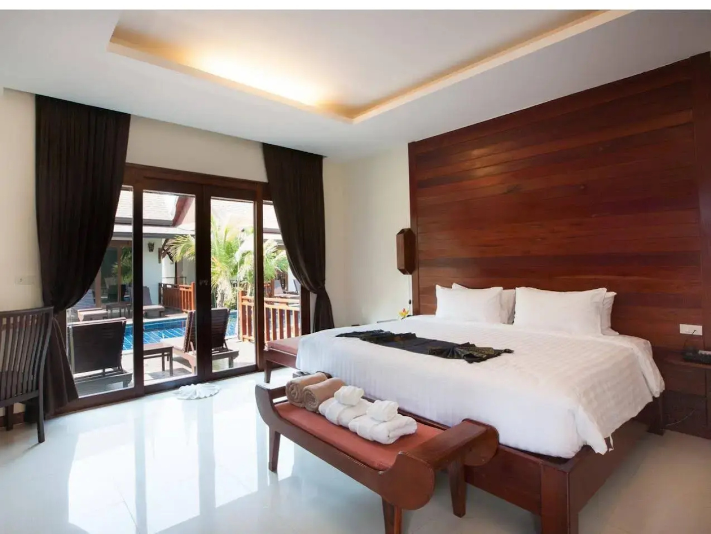 Howard Johnson by Wyndham Phuket Naiyang