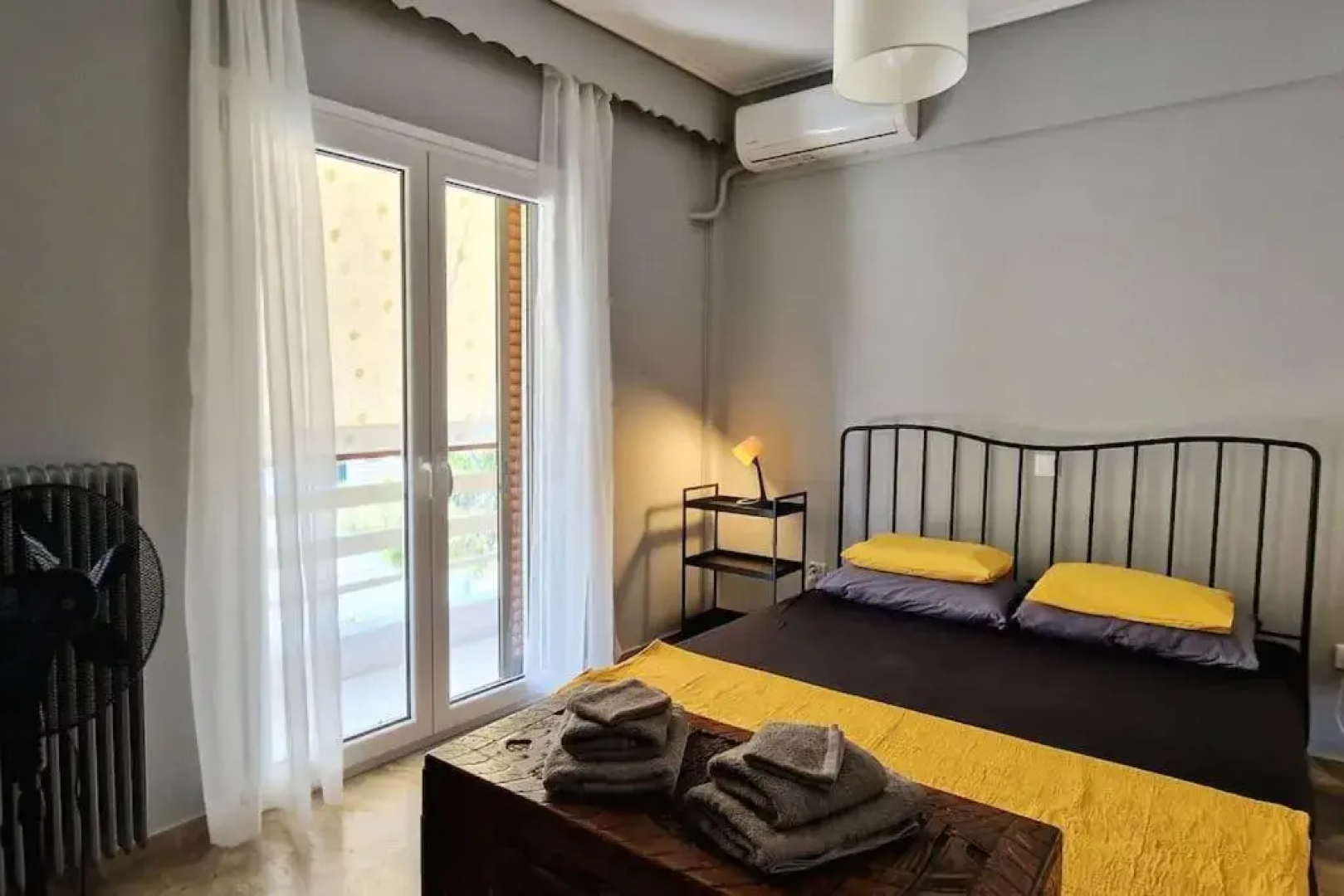 Renovated Private Studio - Metro Holargos 5' Walk