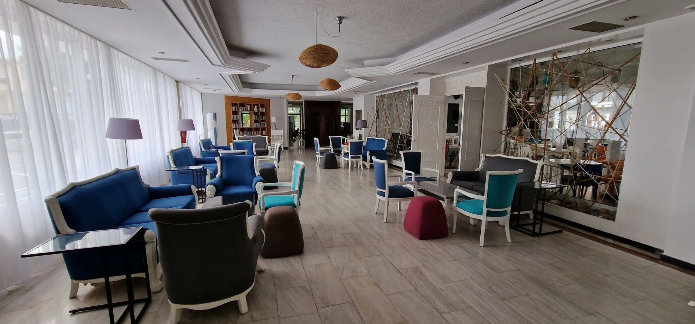 Nereus Hotel