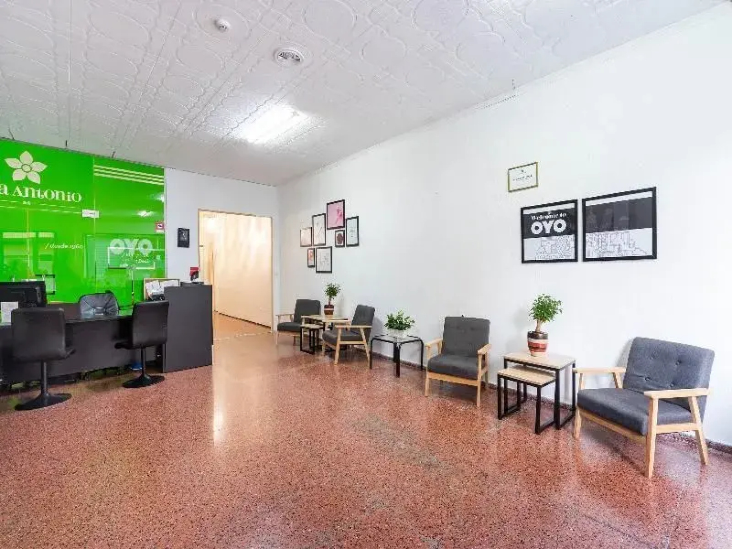 Hostal Casa Antonio by Vivere Stays
