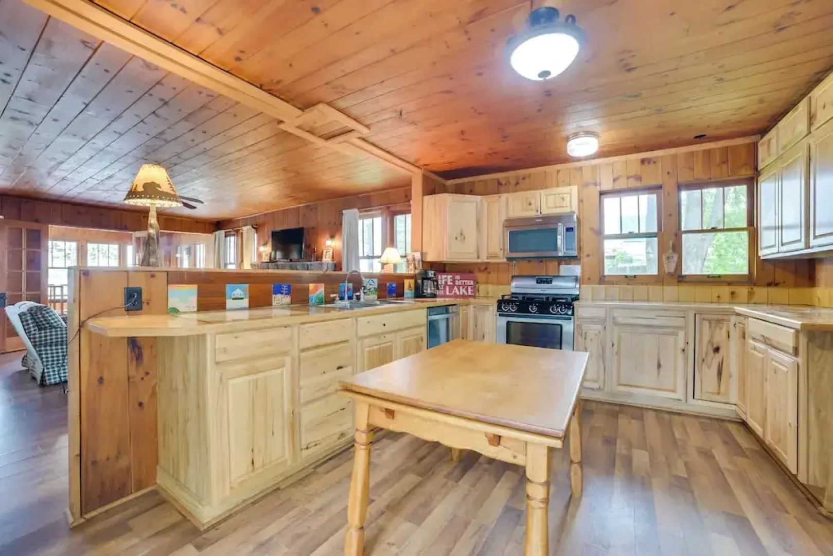 Steps to Lake: Cedarville Cabin w/ Community Perks