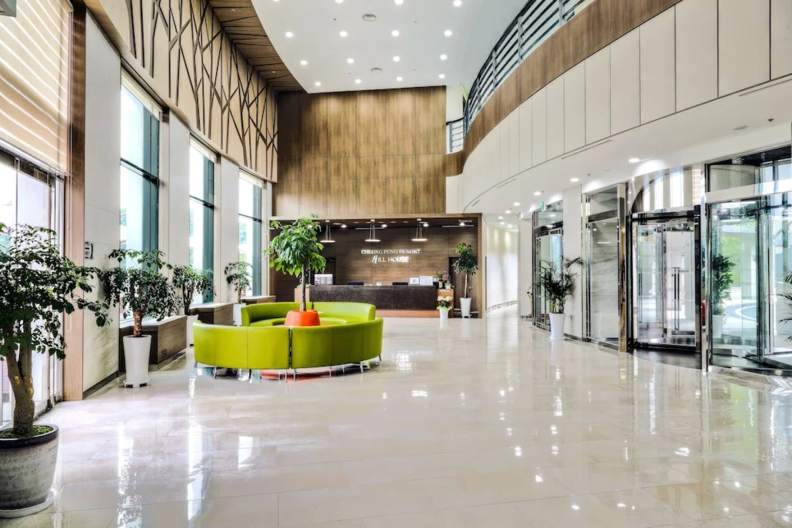 Cheongpung Resort Lake Hotel