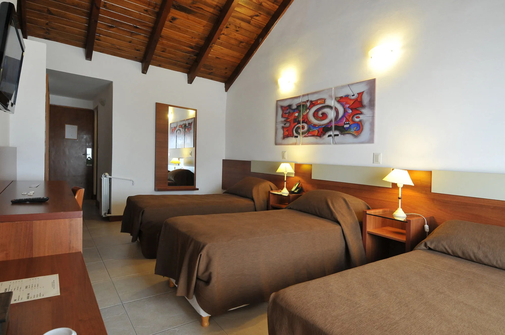 Pinares del Cerro Resort & Suites