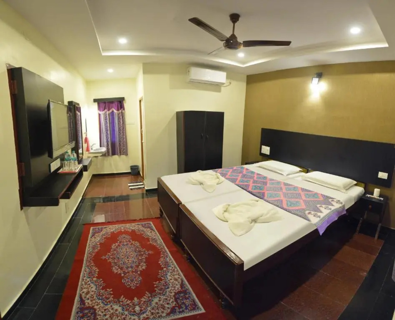 Ulo Rainbow Guest House