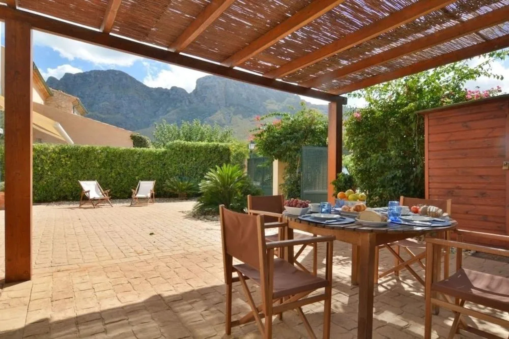 Luxurious Sea Front Villa in Mallorca