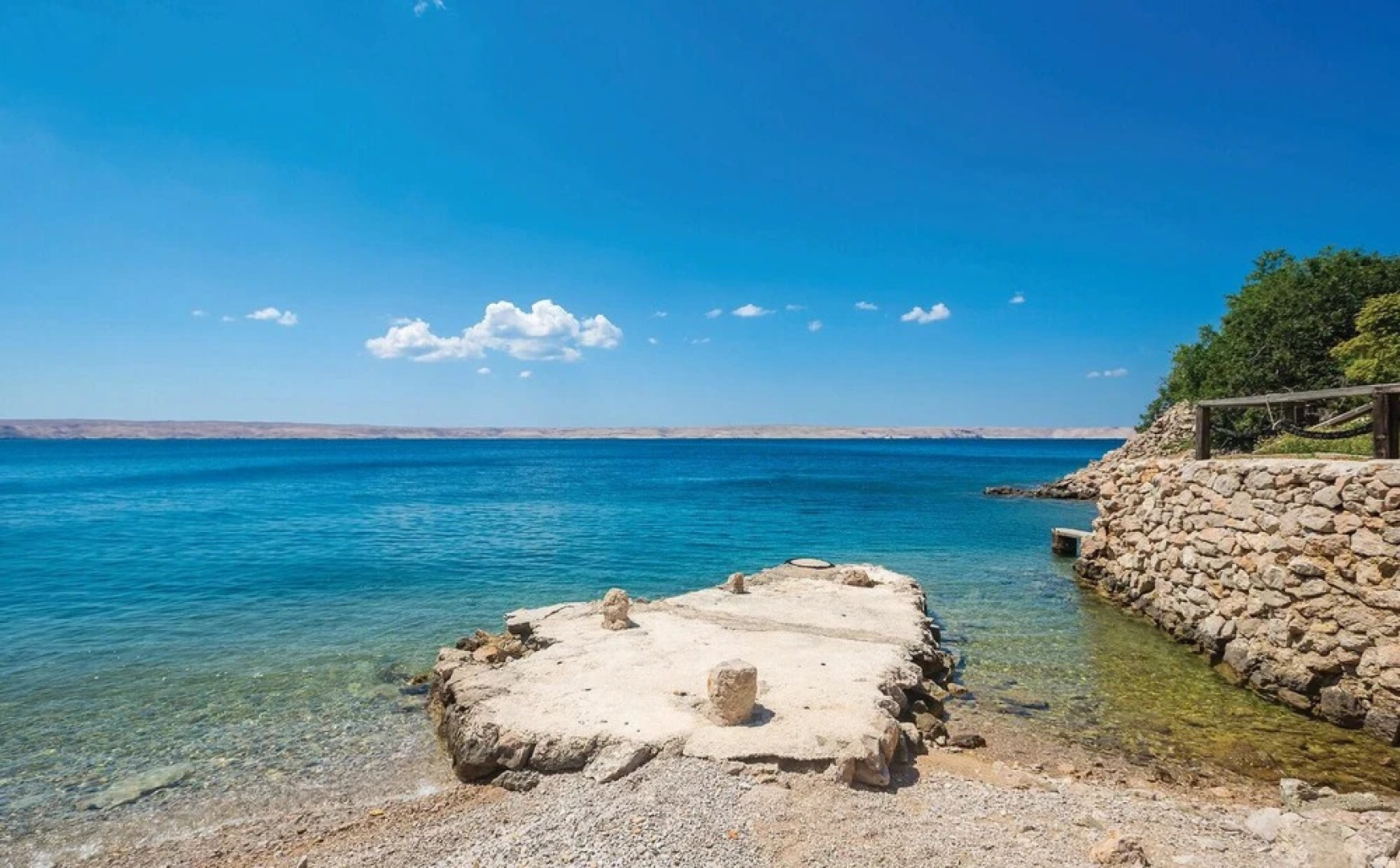 Stunning Apartment in Lukovo Sugarje With 3 Bedrooms, Wifi and Outdoor Swimming Pool