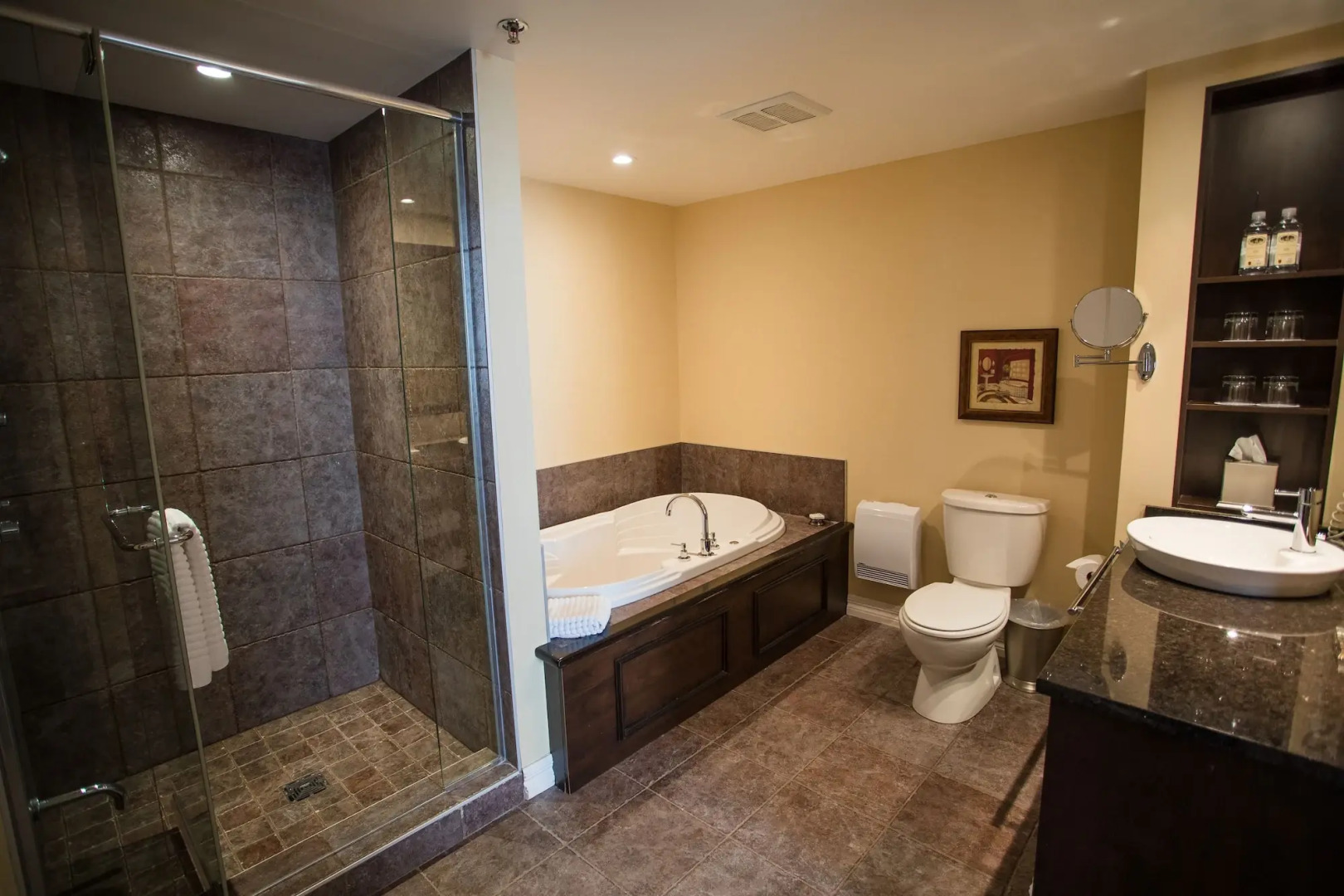 Hotel Vallea Bromont, Tapestry Collection by Hilton