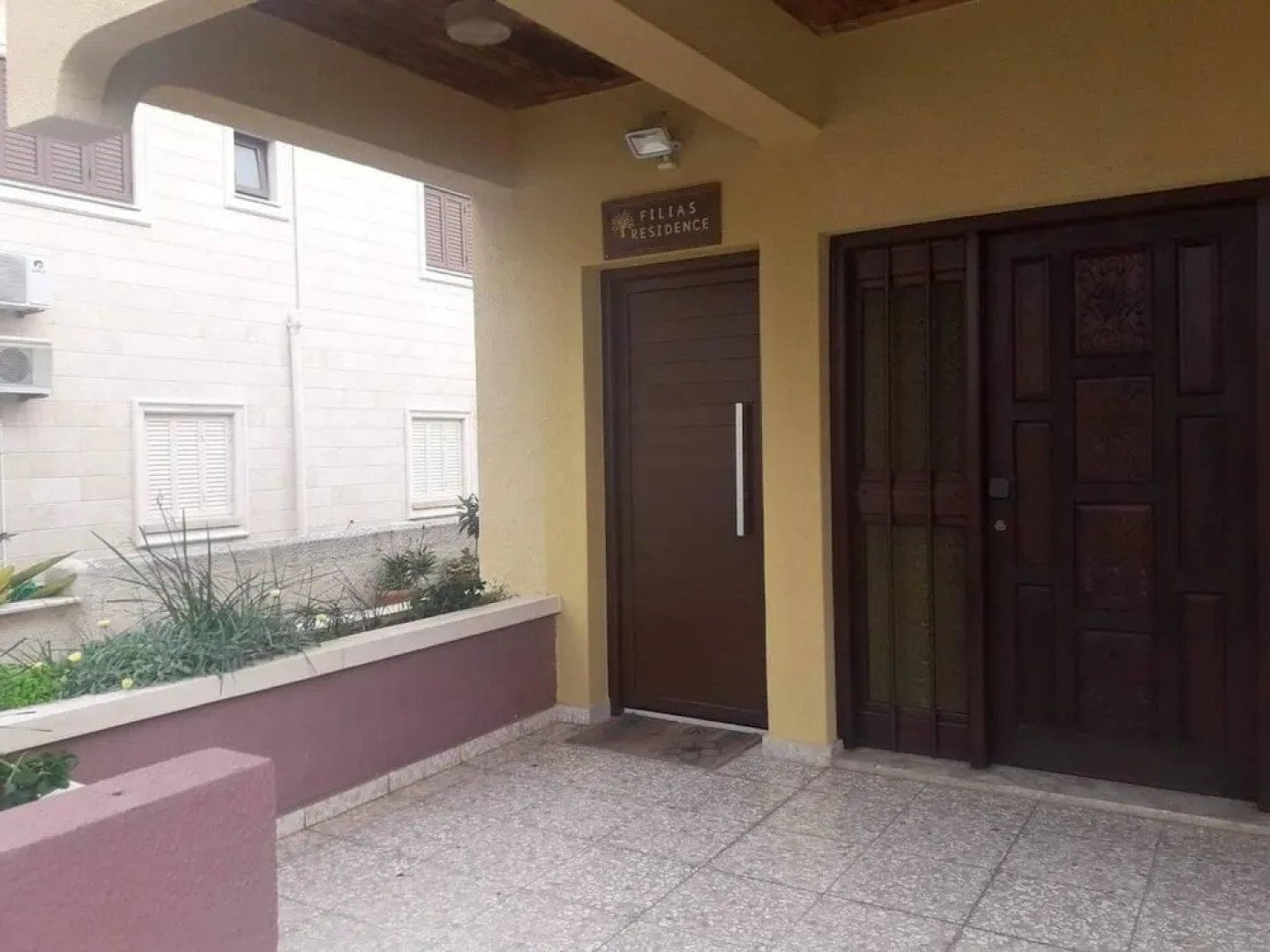 Immaculate 4-bed Apartment in Larnaca