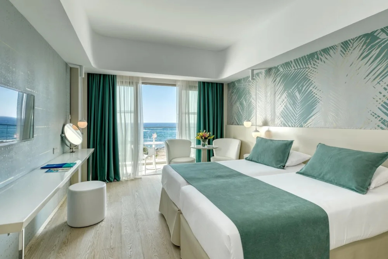 Ivi Mare - Designed for adults by Louis Hotels