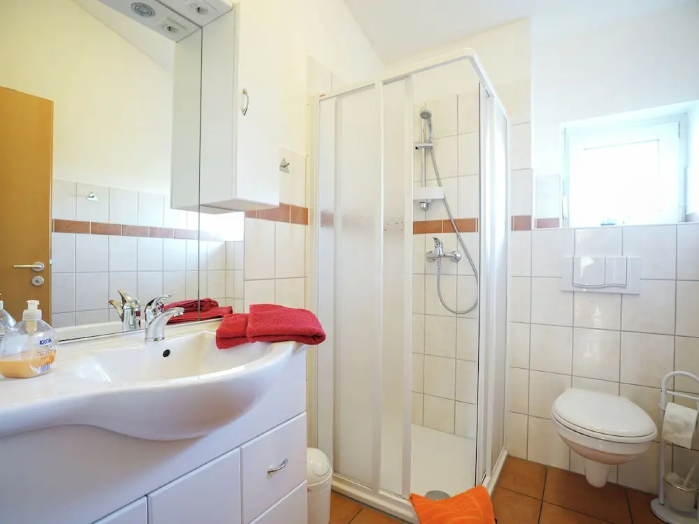 A Modern Furnished Holiday Home in a Lovely Area