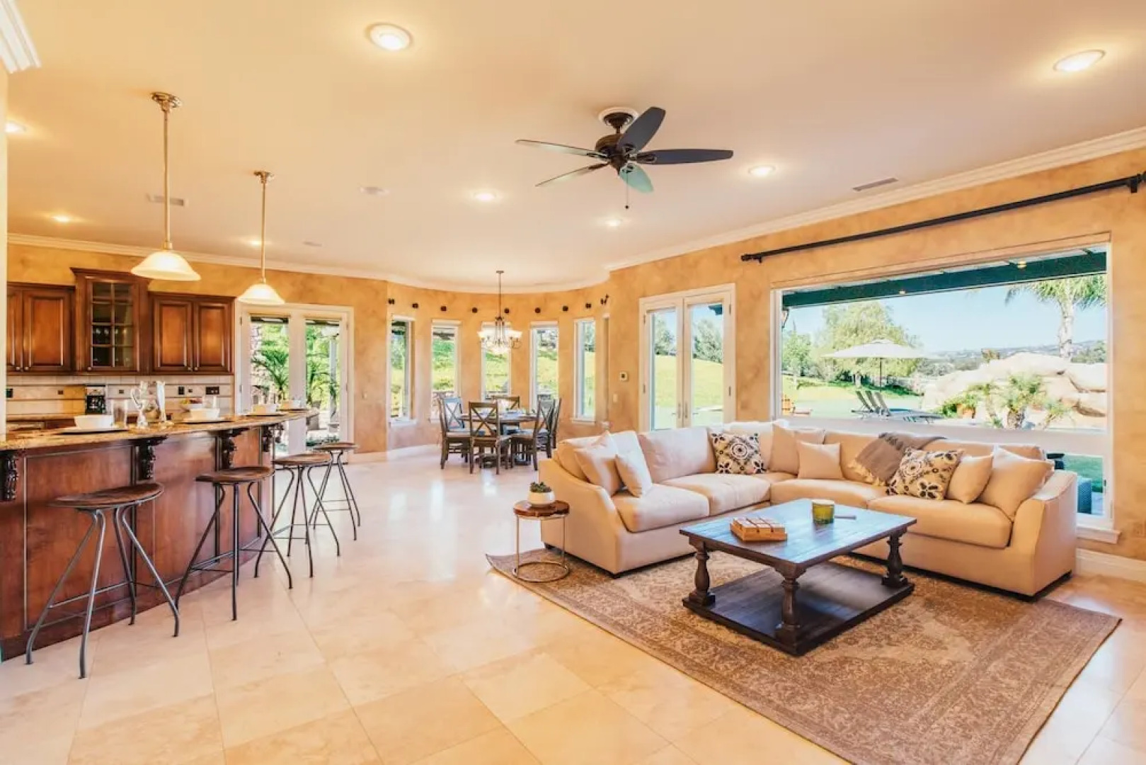 Twilight Vines by AvantStay | Sleeps 20! Wine Country Estate w/ Views