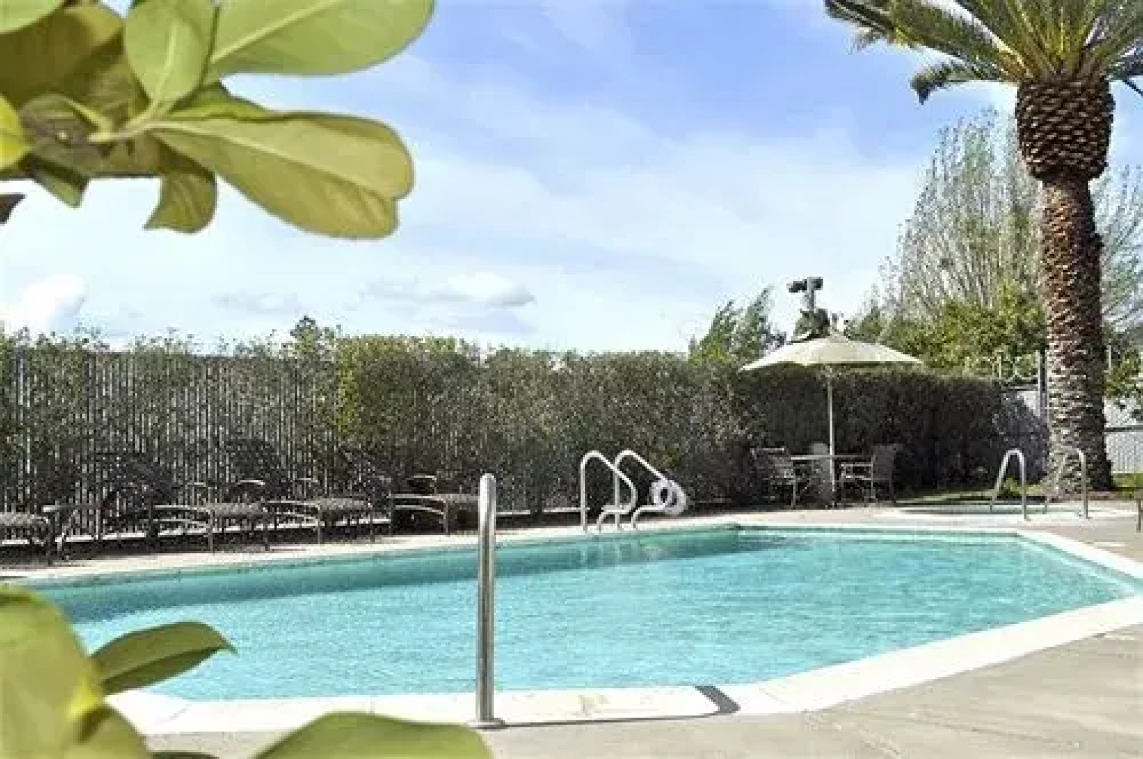 Sebastopol Inn