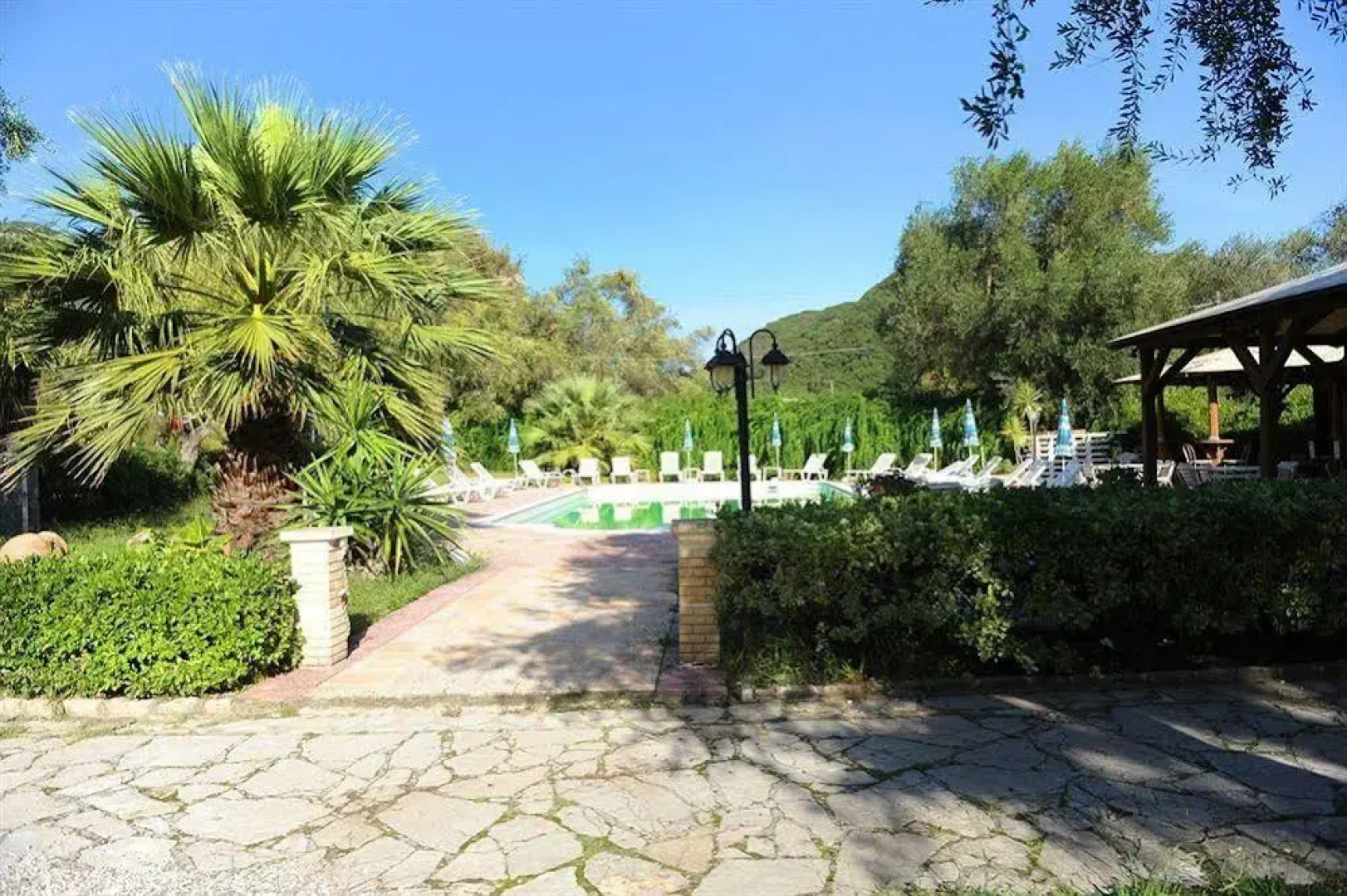 Phivos Hotel