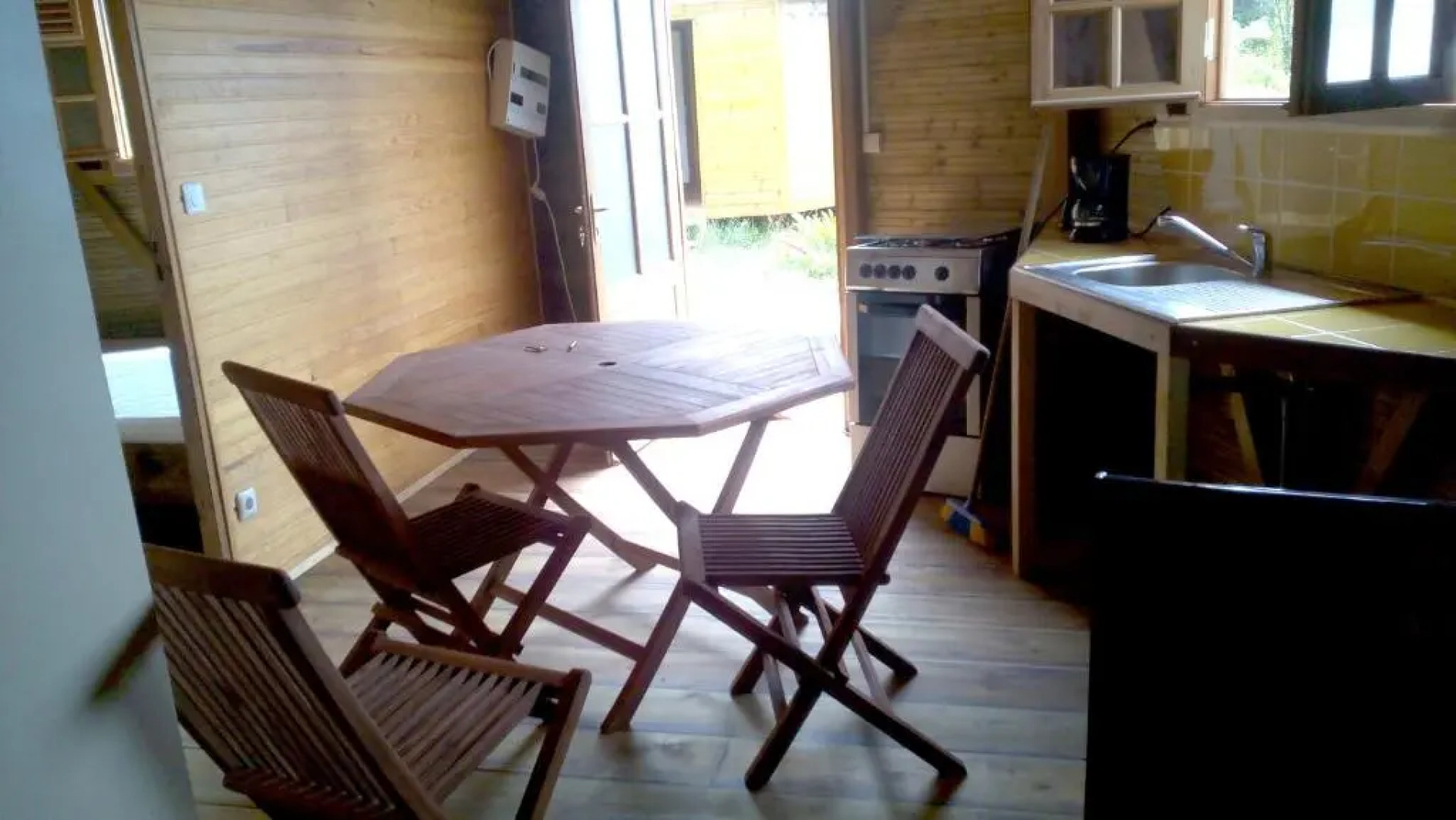 Bungalow de 2 chambres avec piscine partagee jardin amenage et wifi a Le Robert a 1 km de la plage