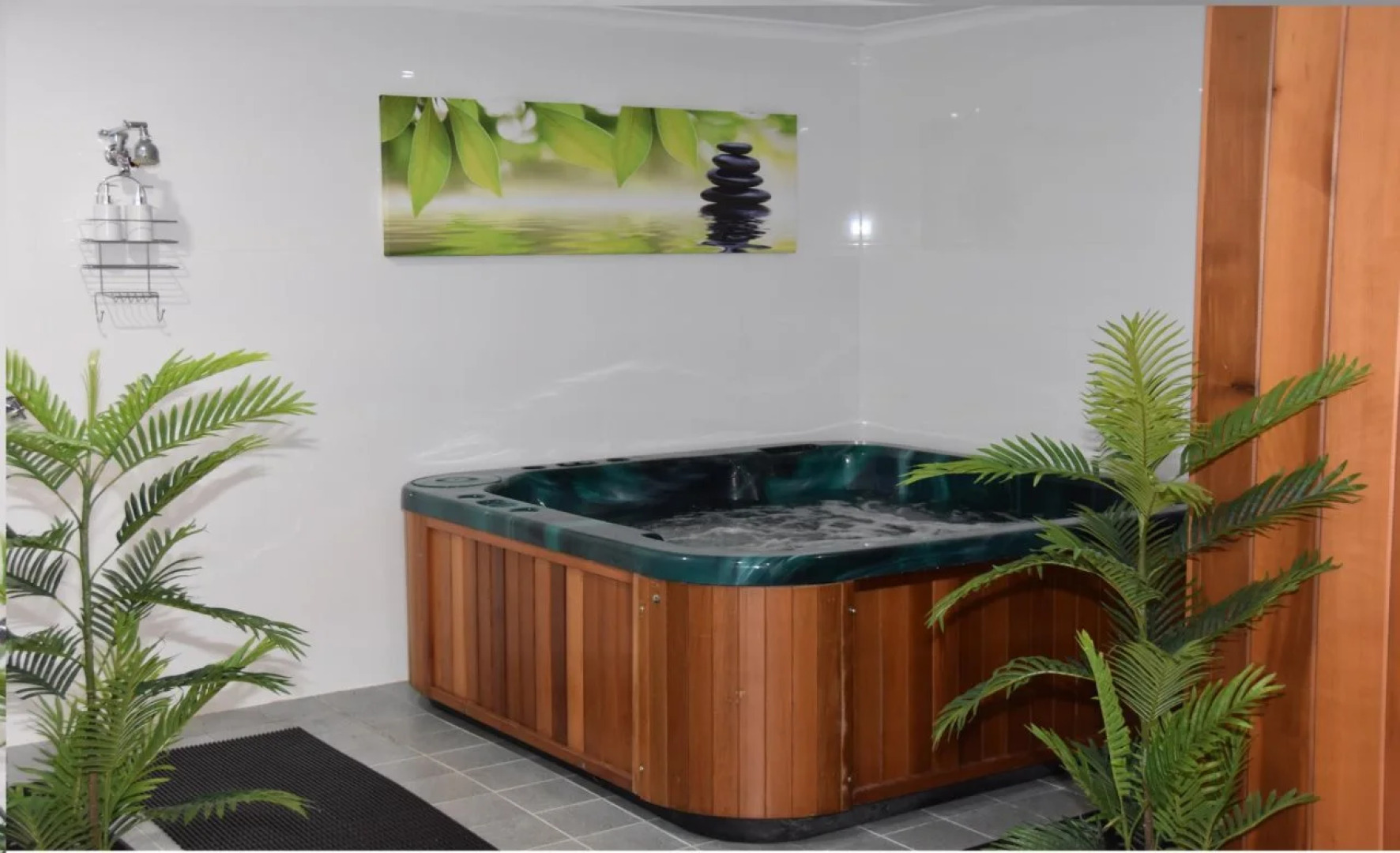 Summit Ridge Alpine Lodge