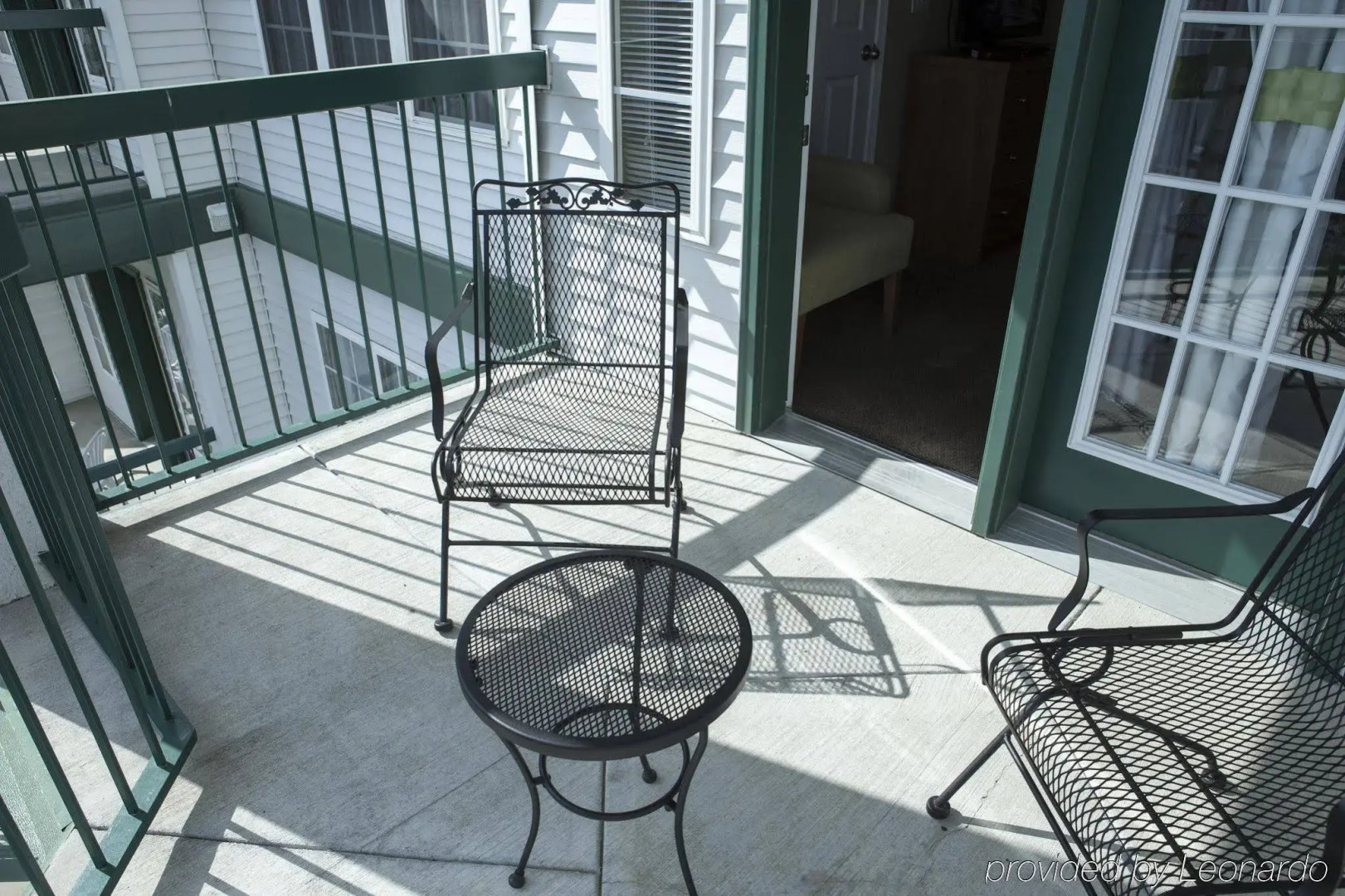 Surrey's Carriage Place Resort