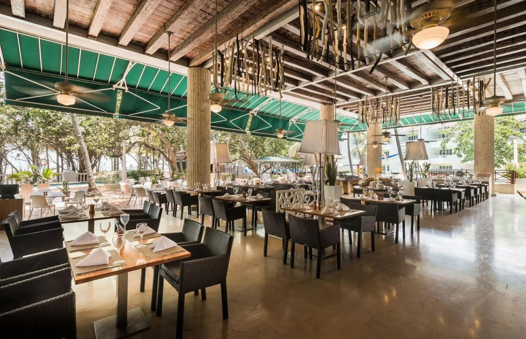 Las Americas Casa de Playa