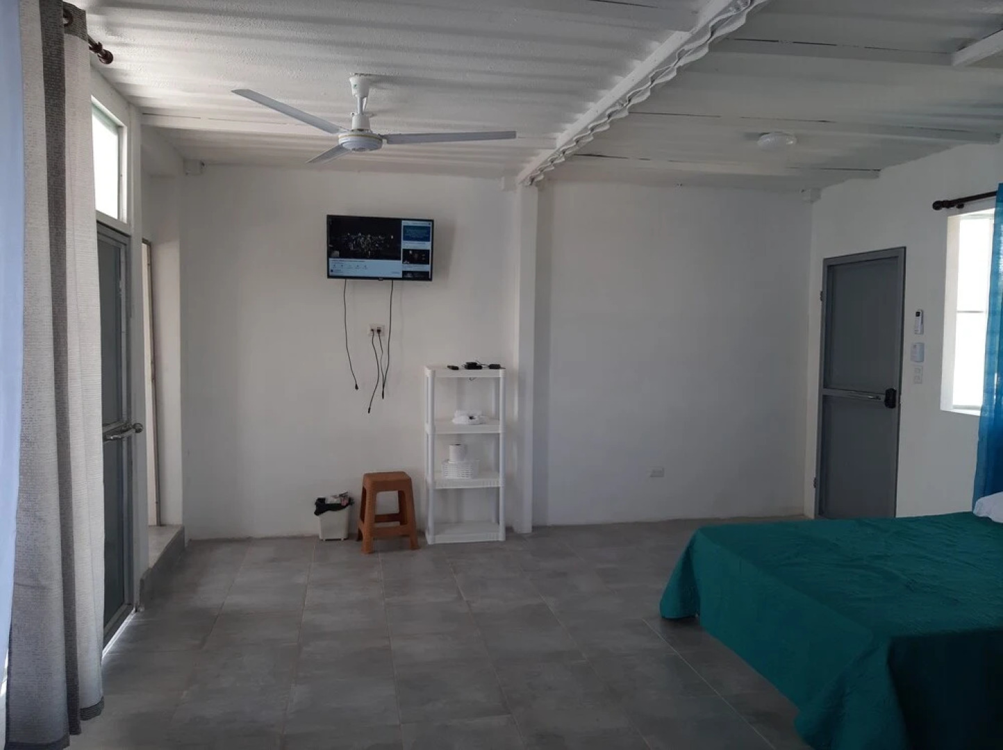 The Container Hotel And Restoran