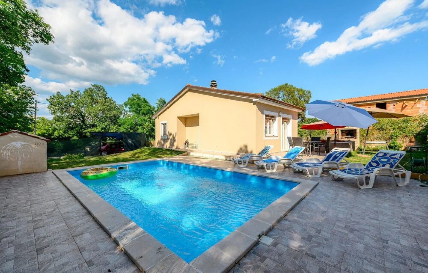 Beautiful Home in Rovinj With 2 Bedrooms, Outdoor Swimming Pool and Wifi