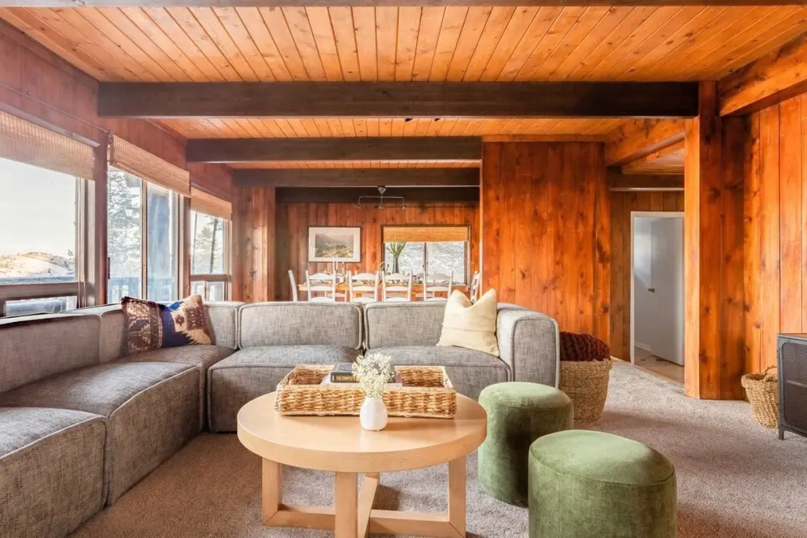 Treetop by AvantStay Rustic Secluded Cabin w Views in Summit Park