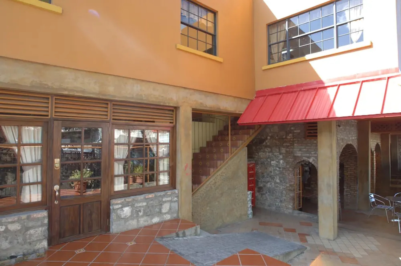 Heron at Bridgehouse