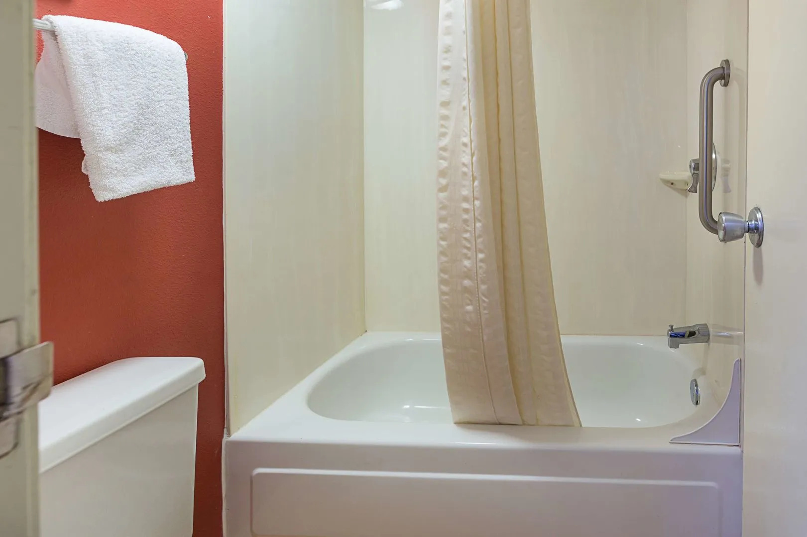 Red Roof Inn Lansing West - MSU