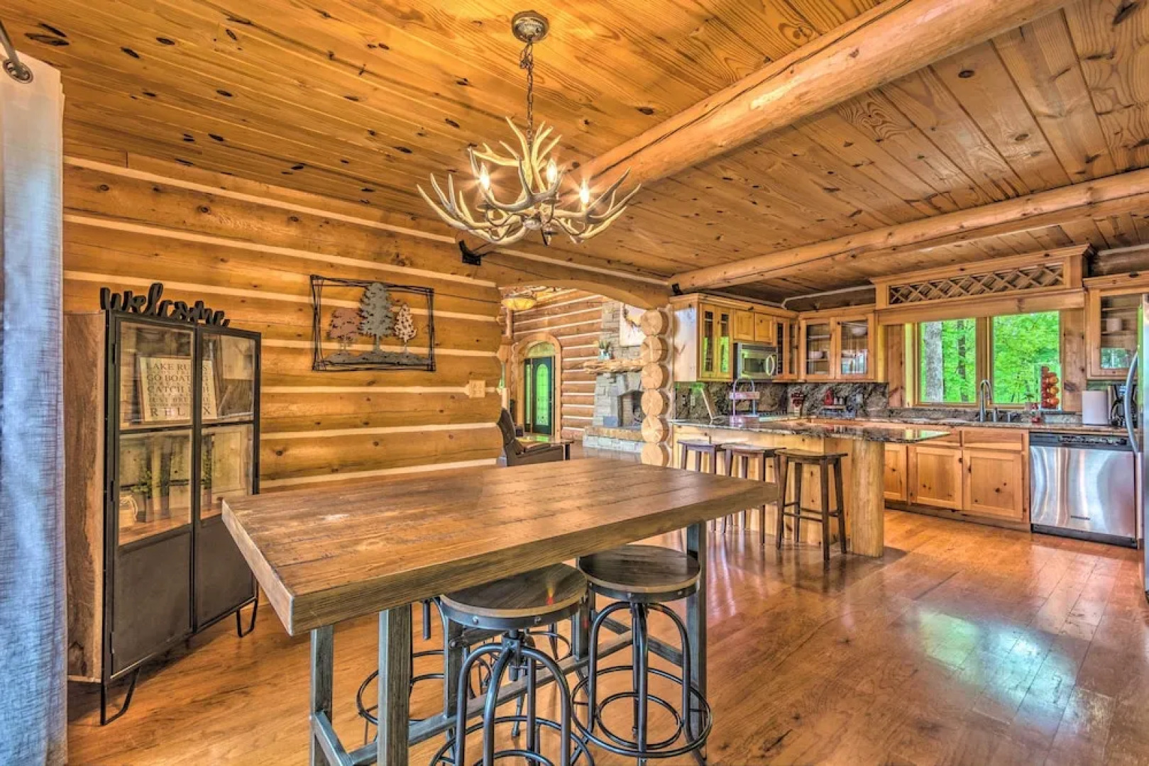 Private Dock & Slip: Lake Hamilton Hideaway!