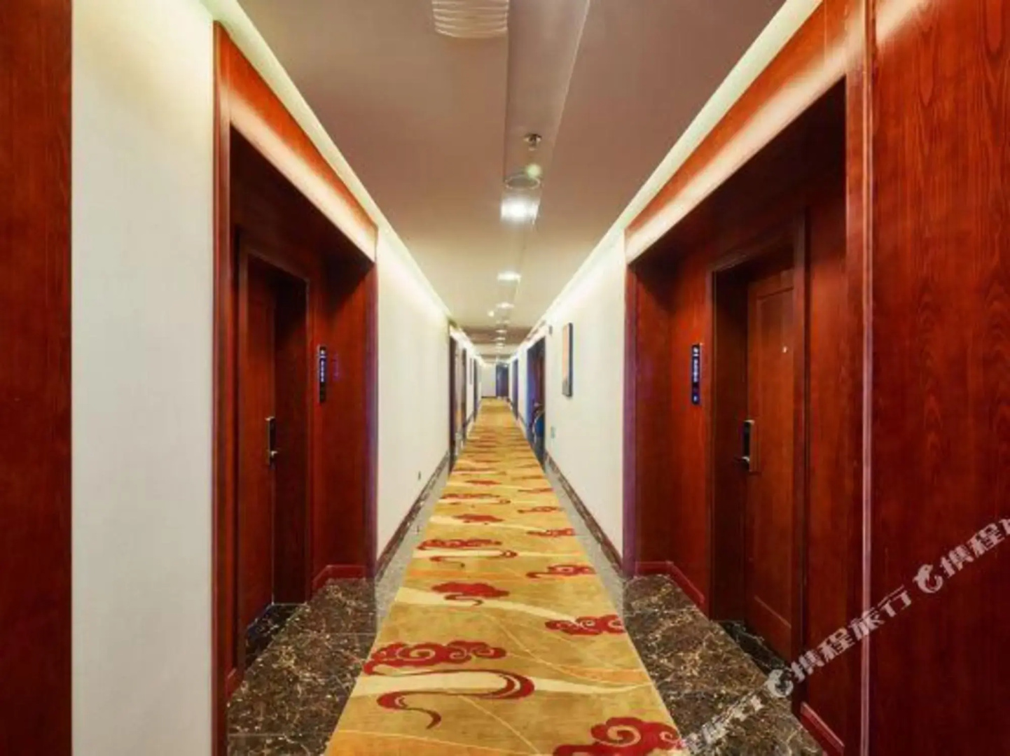 Yi Si Te Hotel
