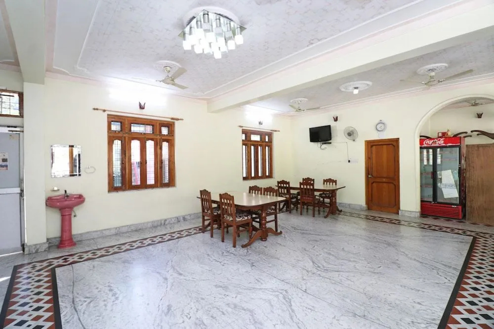 OYO 24319 Hotel Geetanjali Resort