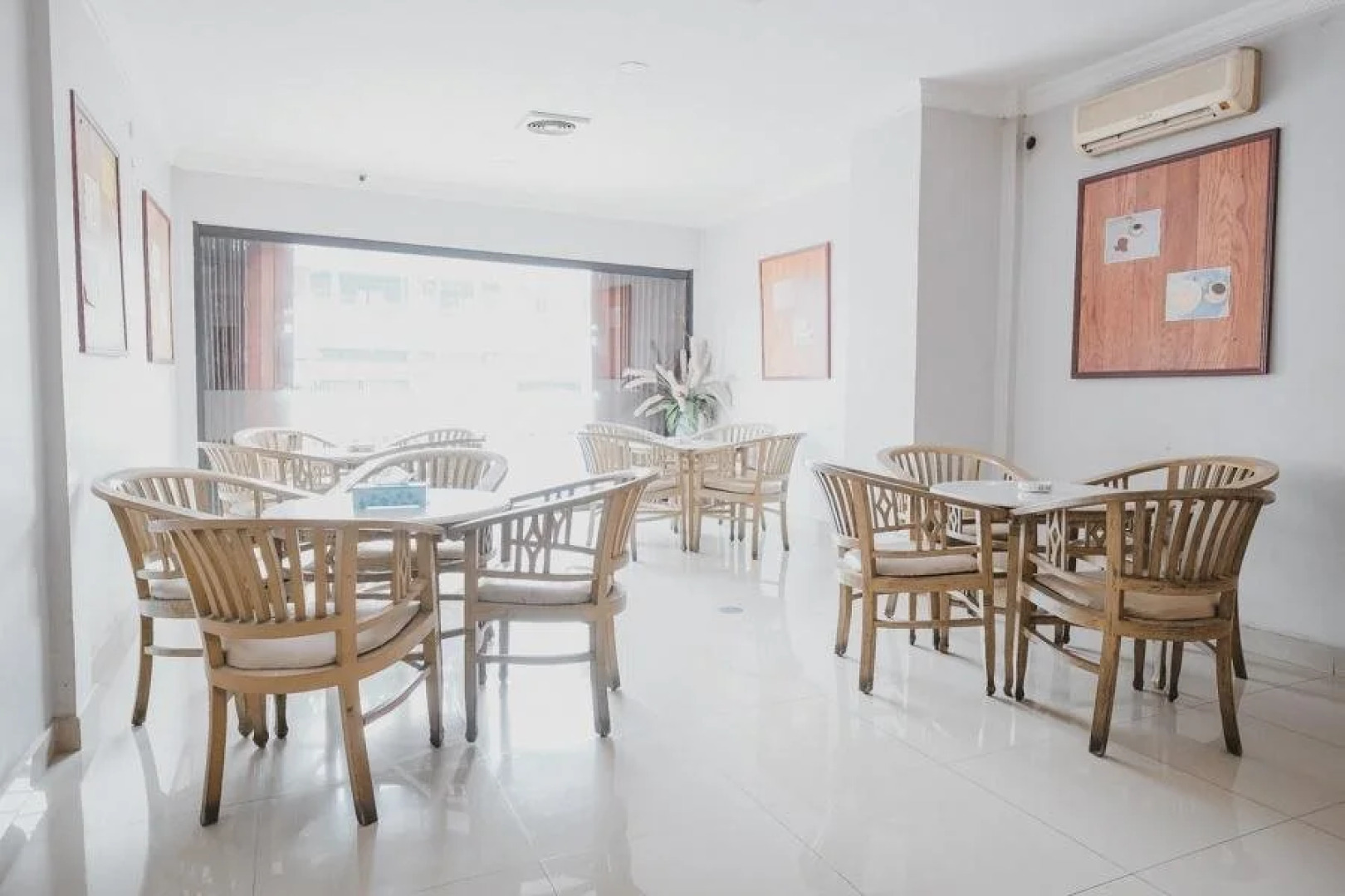 RedDoorz Plus near Jambi Prima Mall