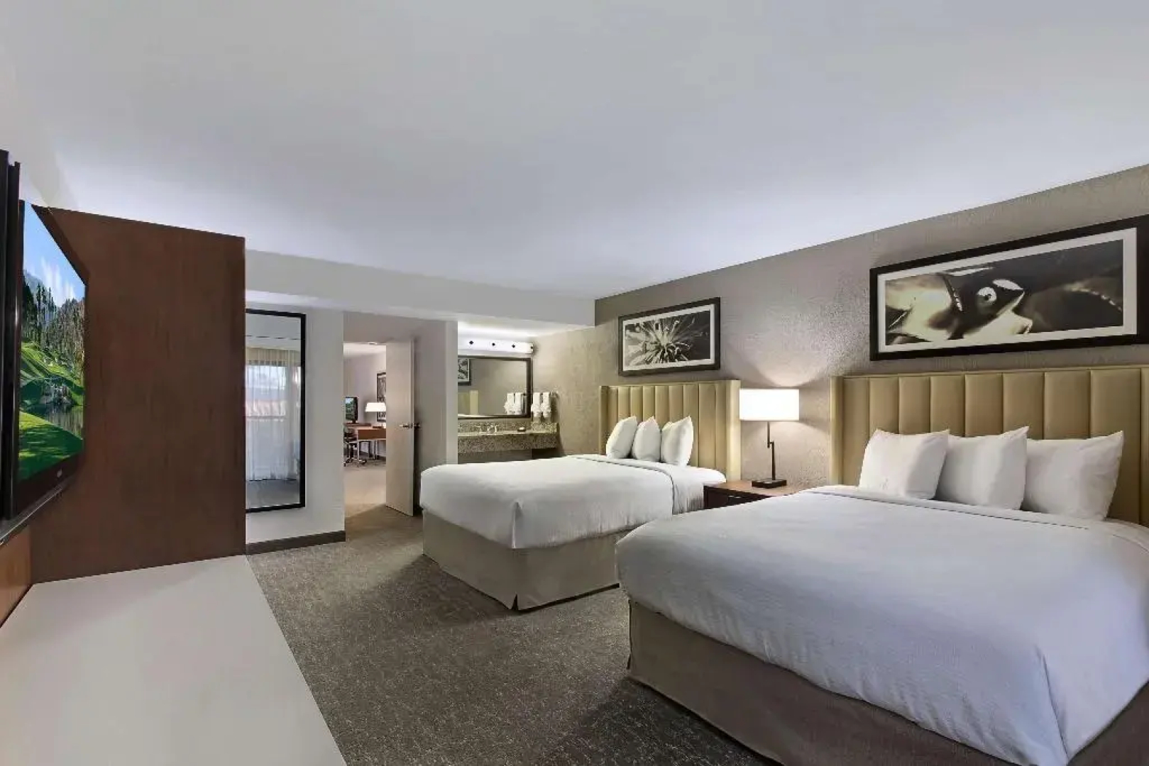 Embassy Suites Palm Desert Resort