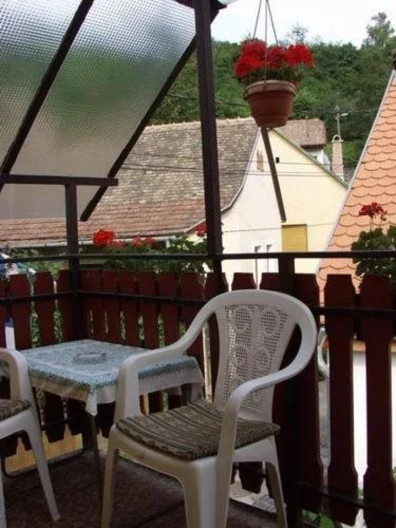 Zch Klra Utcai Apartman