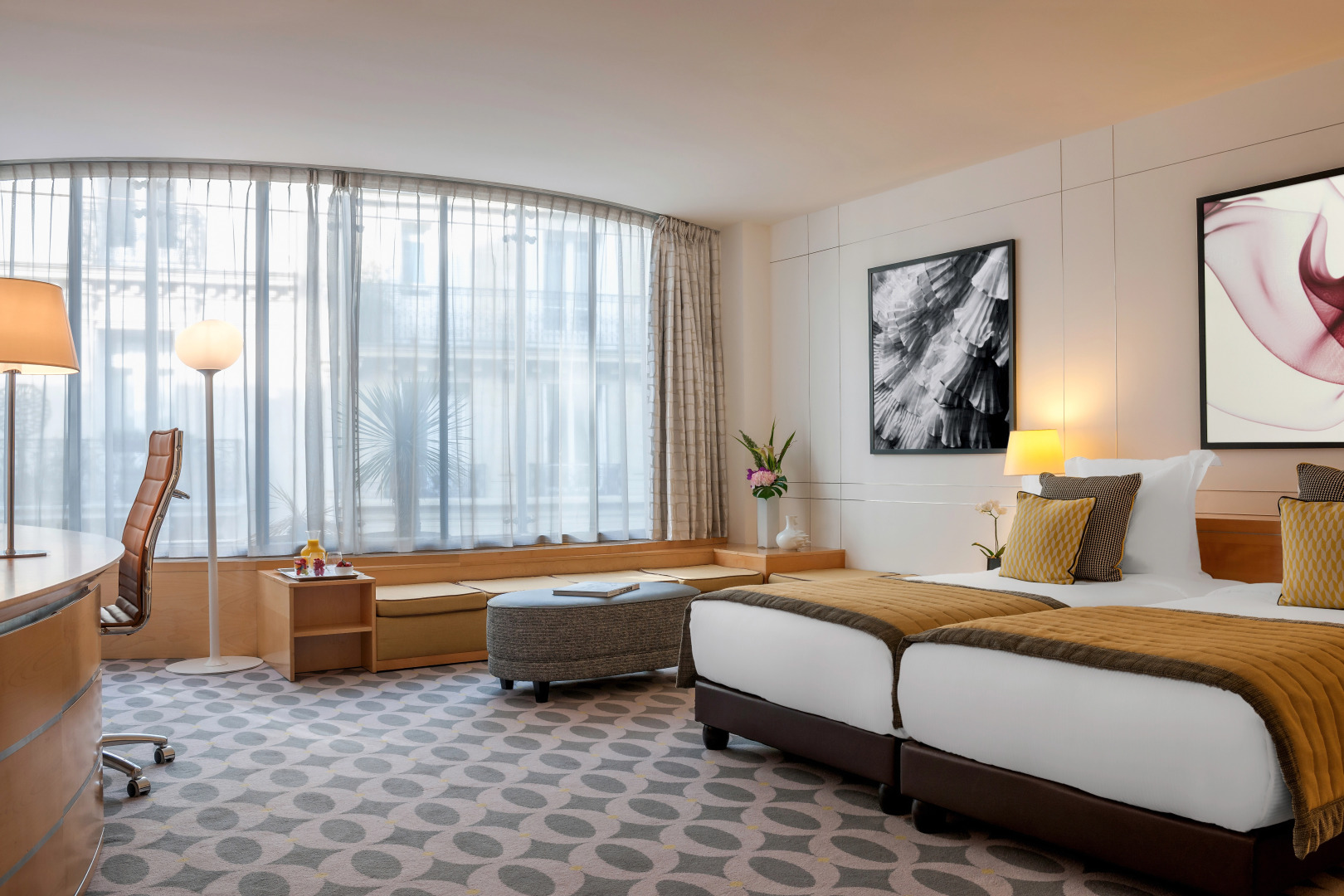 La Clef Tour Eiffel Paris by The Crest Collection