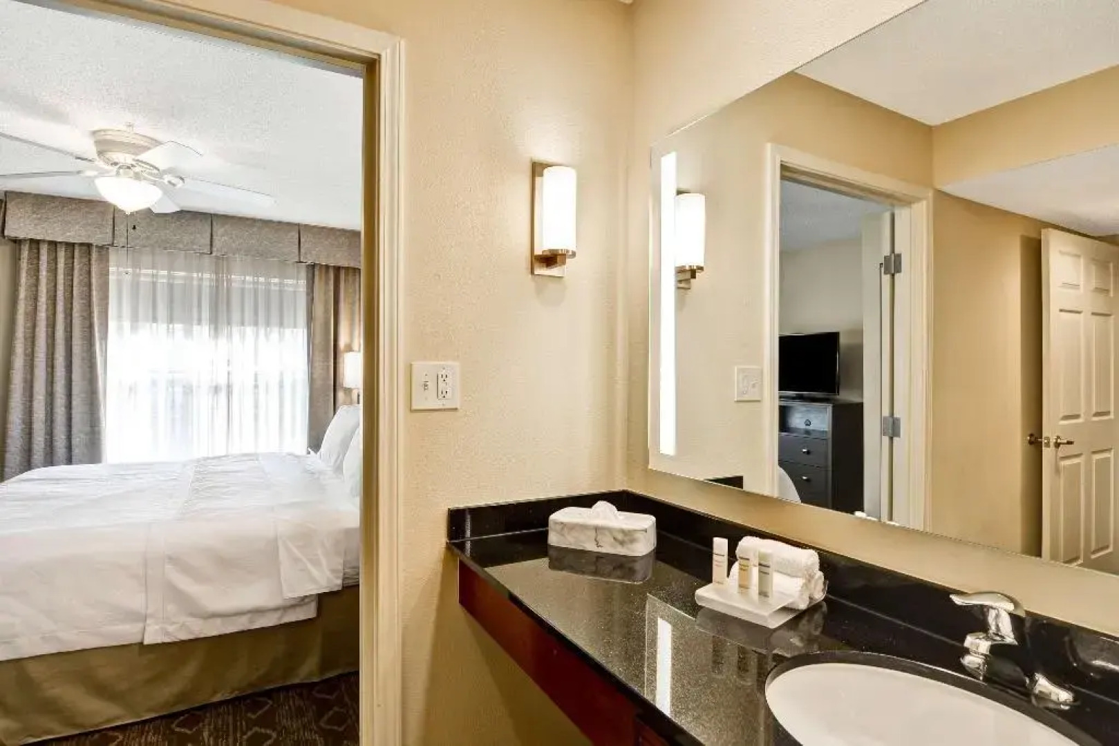 Homewood Suites By Hilton Kansas City Overland
