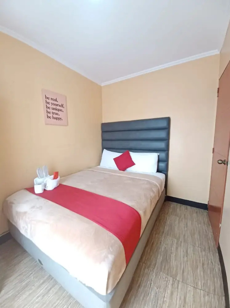 OYO 908 153 Silverio Suites