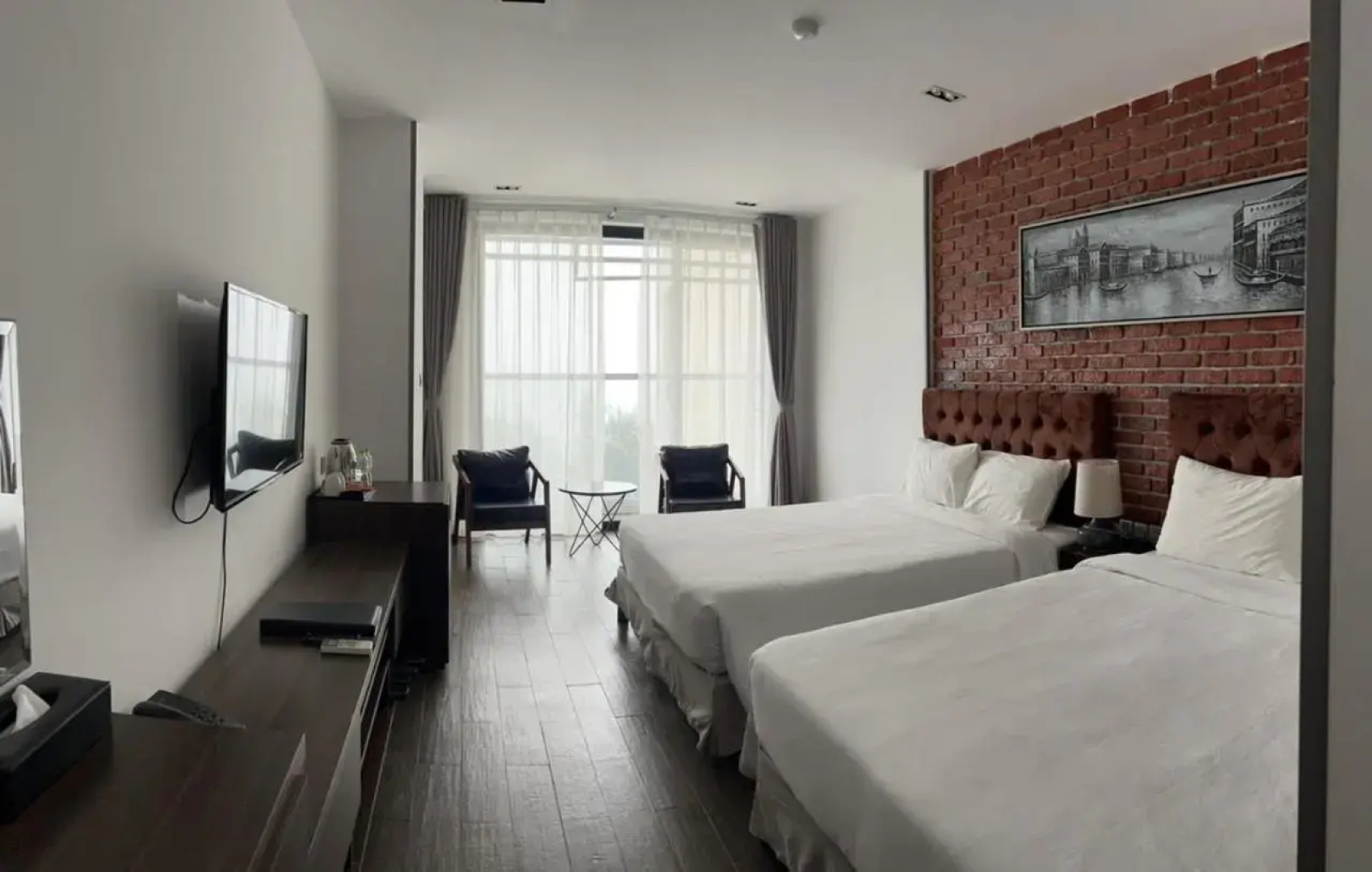 The Marron Hotel