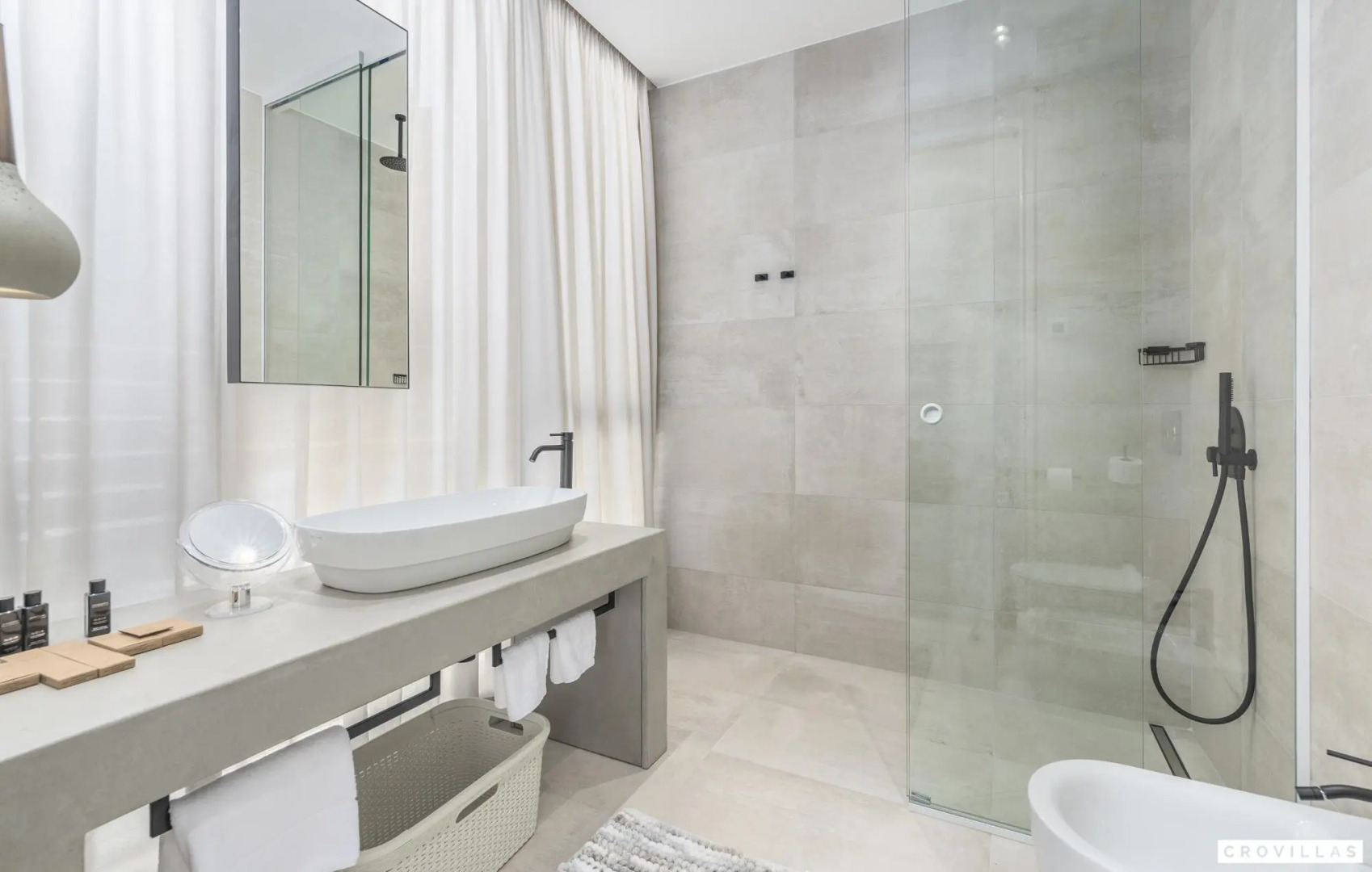 Mon Perin I in Bale with 6 bedrooms and 6 bathrooms