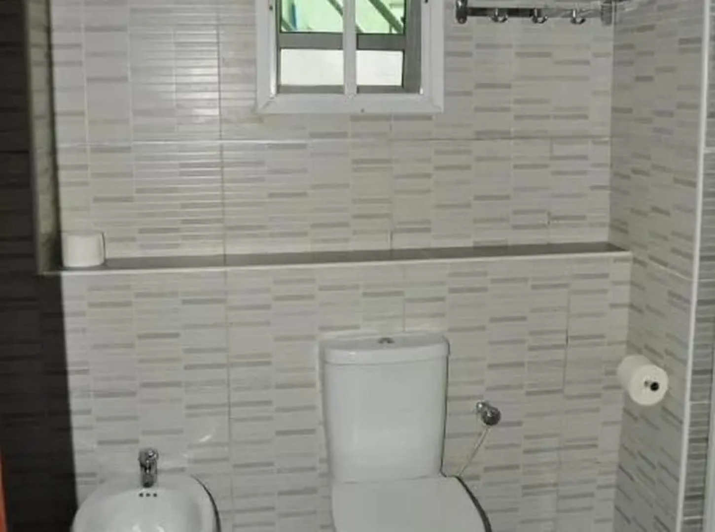 De Brass Suites Hotel