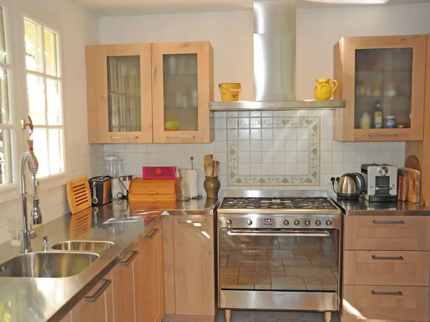 Child-friendly Holiday Home in Esparron-de-verdon