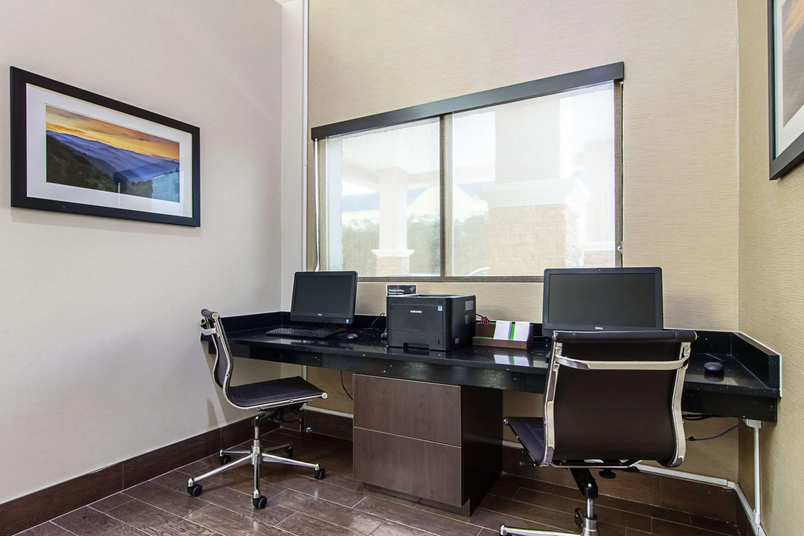 Comfort Suites Knoxville Airport