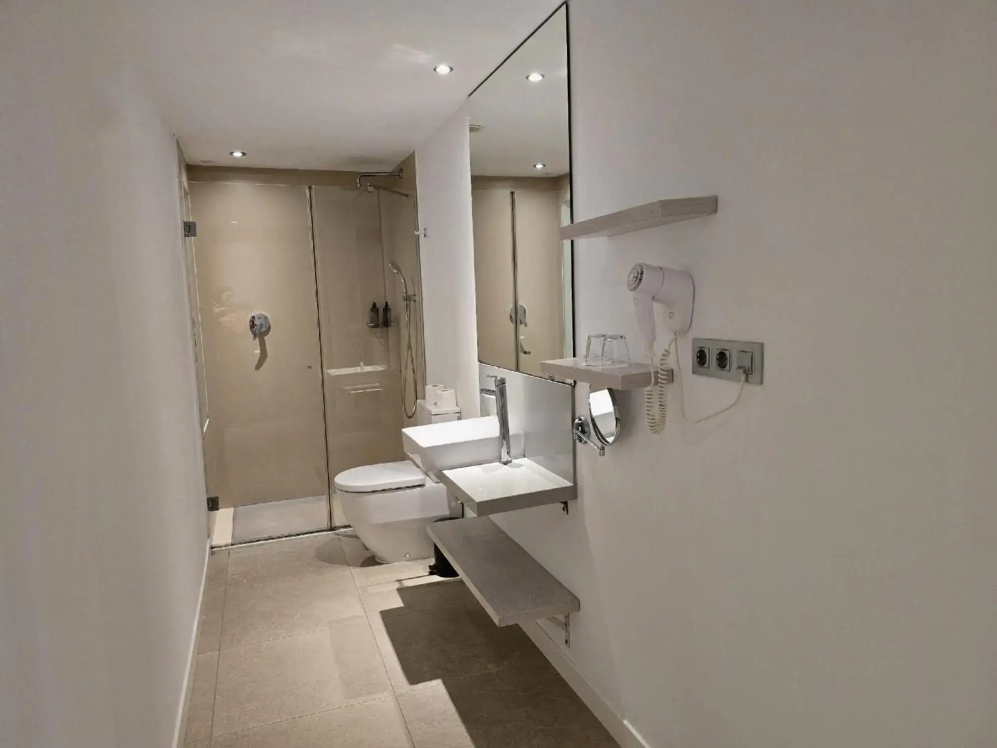 Som Llaut Boutique Hotel