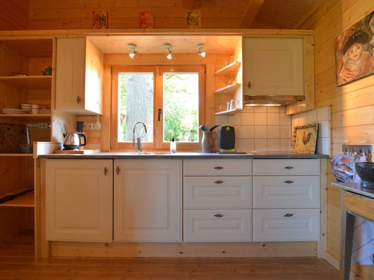 Cosy Chalet in Lottum With Garden