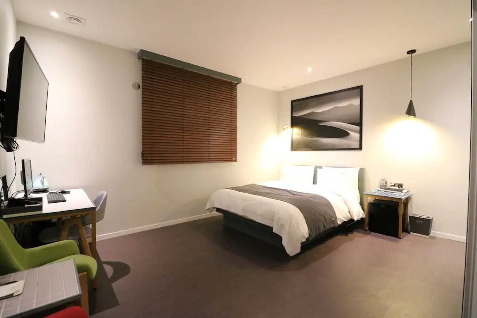 Stay-inn Hotel