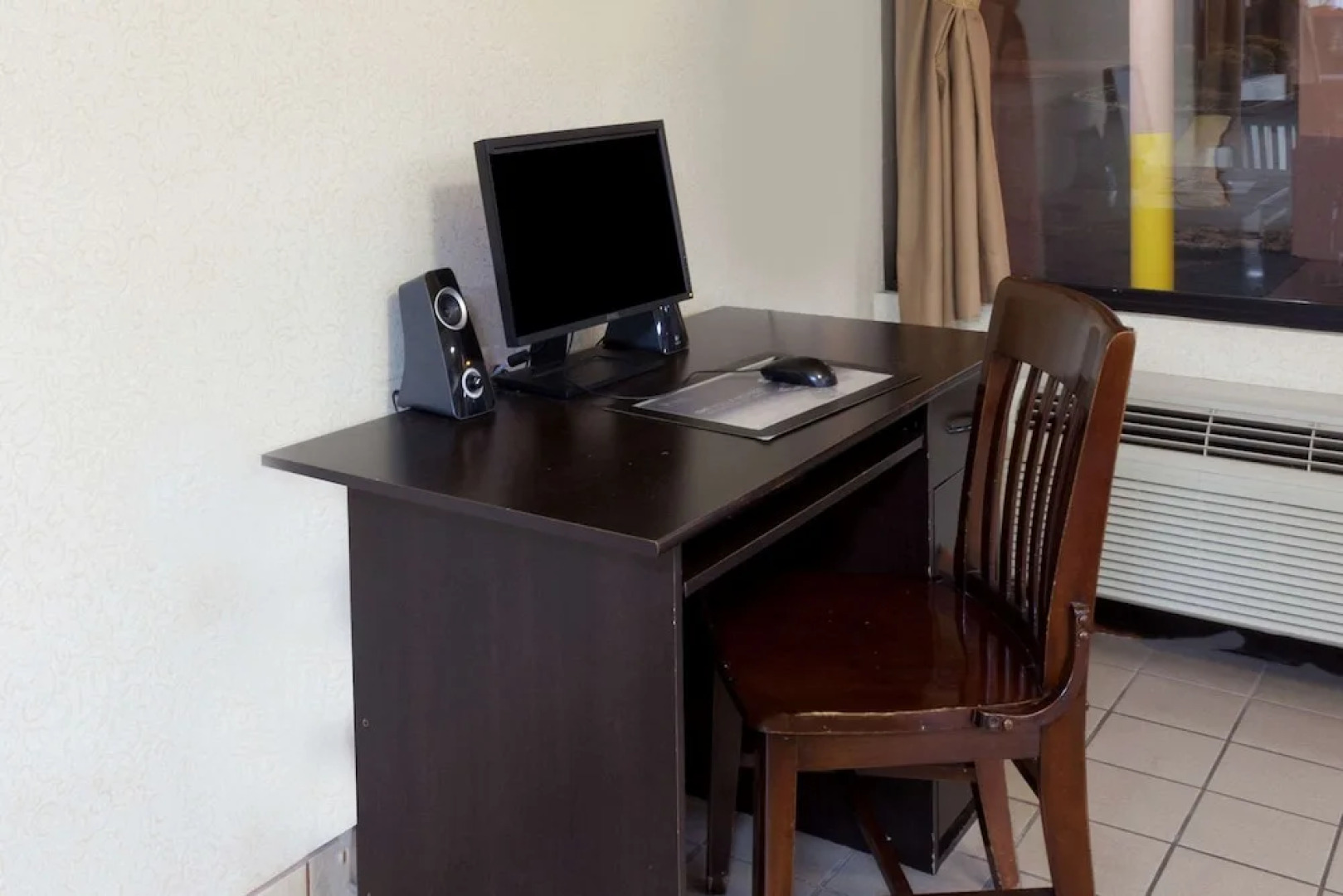 Super 8 Knoxville/West