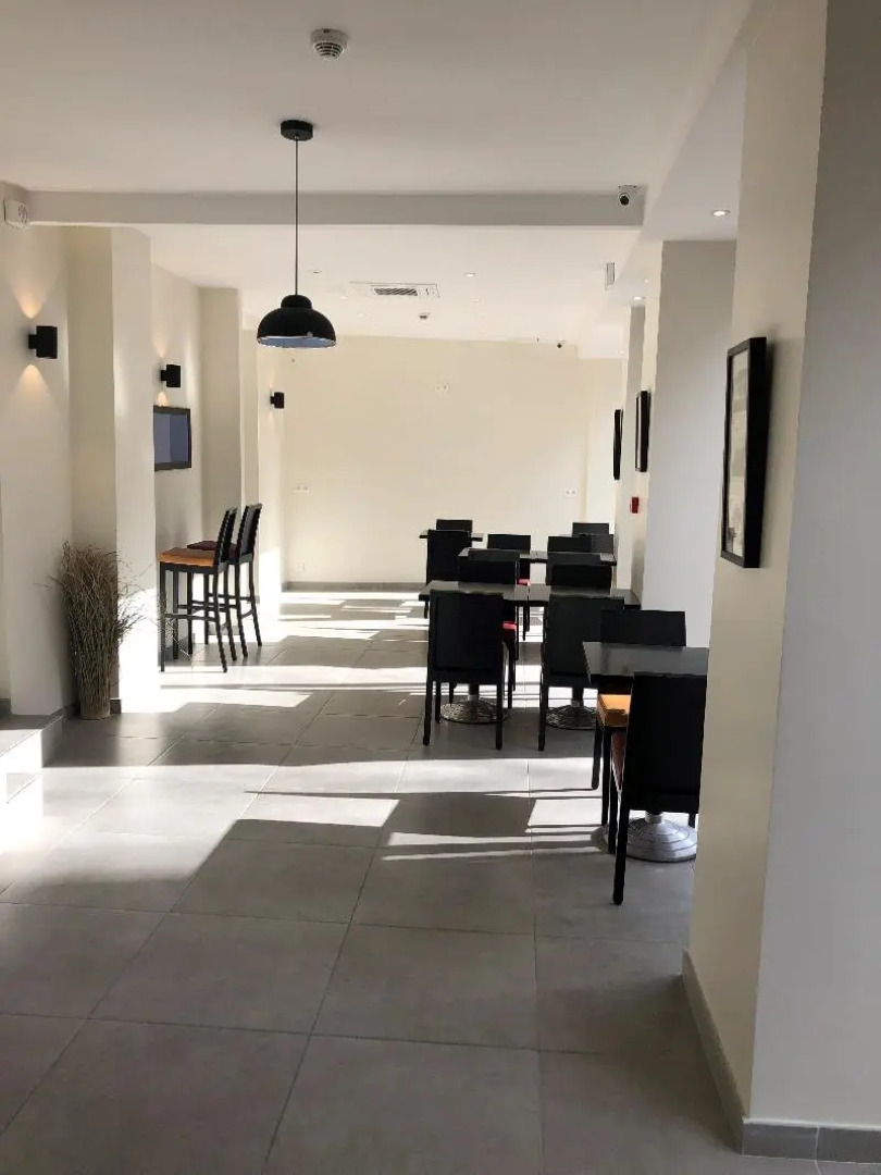 Hotel Le National Clichy Paris