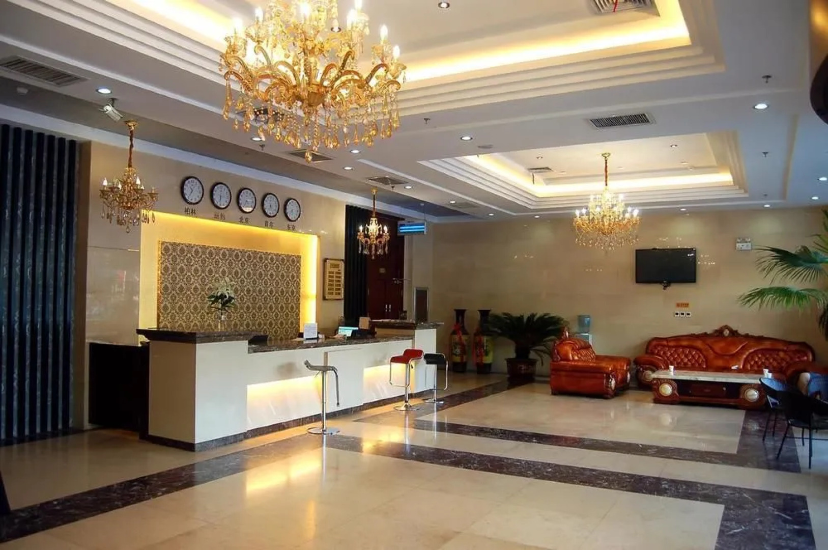 Wendeng Nanyuan Business Hotel