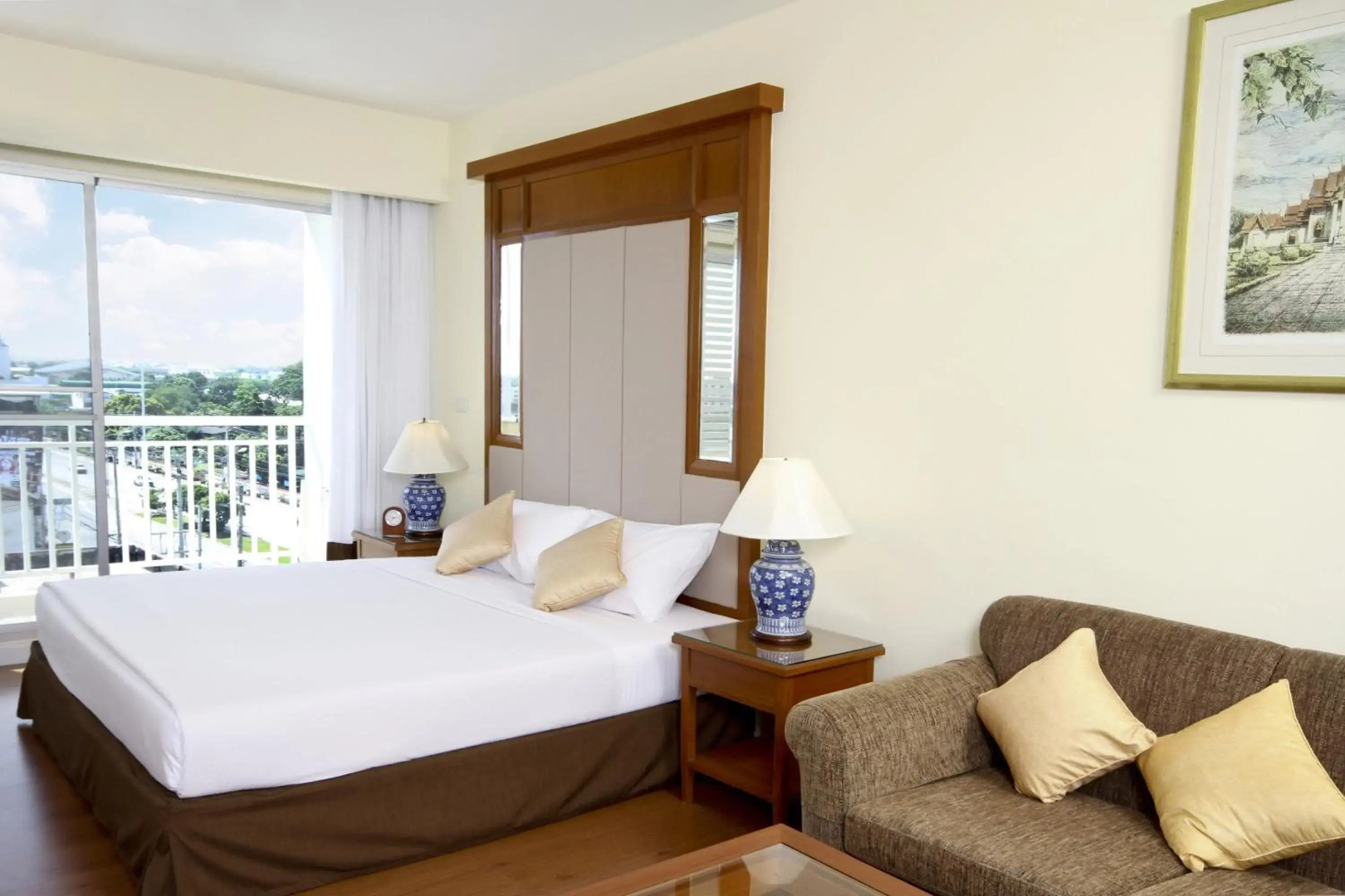 Kameo Grand Rayong Hotel & Serviced Apartments