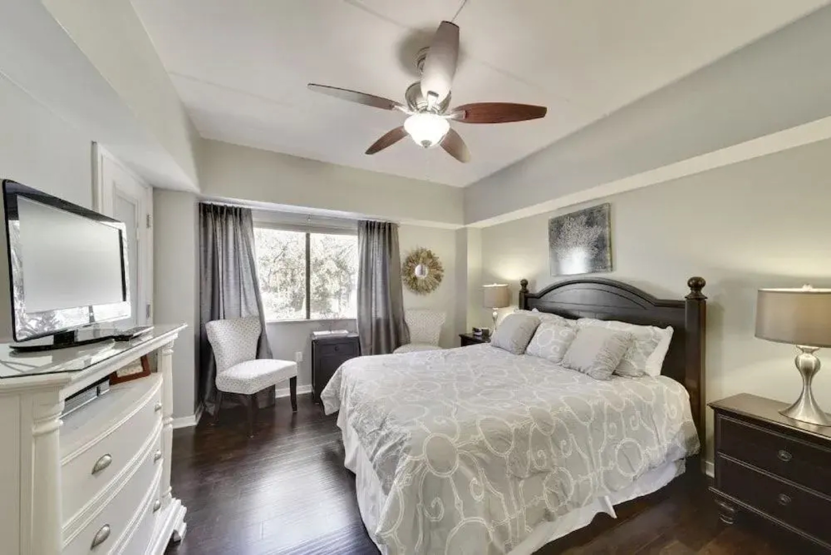 123 Forest Beach Villas 3 Br villa by RedAwning